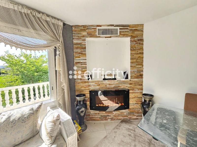 Maison - 176 m² - 6 pièces