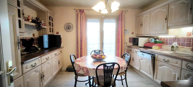 Villa - 169 m² - 6 pièces