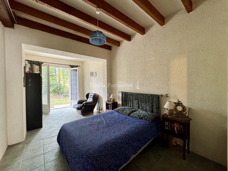 Maison - 232 m² - 8 pièces