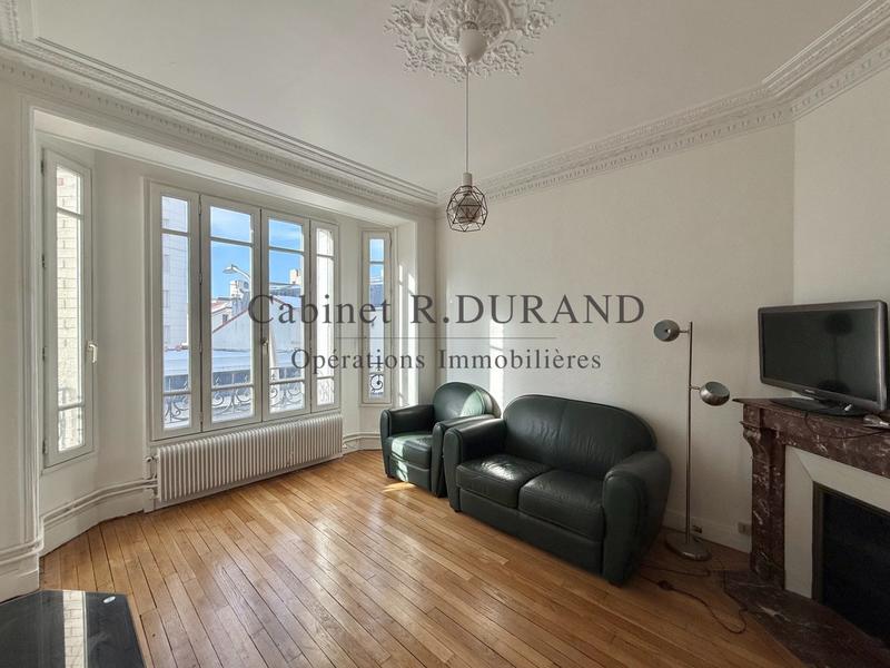 Appartement - 60 m² - 3 pièces