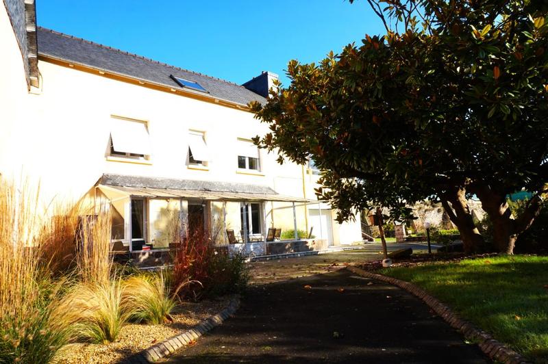 Maison - 150 m² - 7 pièces