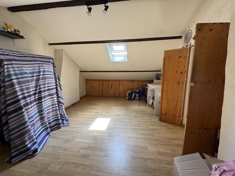 Maison - 160 m² - 9 pièces