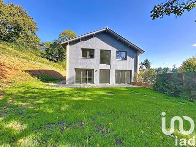 Maison - 133 m² - 6 pièces