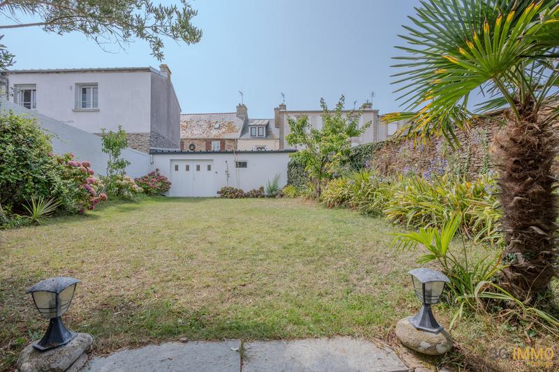 Maison ancienne - 190 m² - 7 pièces