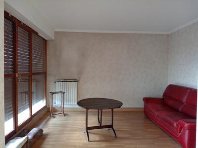 Appartement - 97 m² - 5 pièces