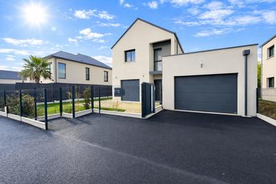 Maison contemporaine - 145 m² - 5 pièces