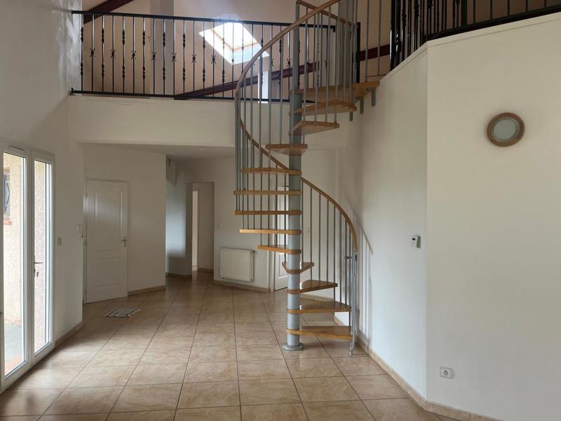 Maison - 191 m² - 6 pièces