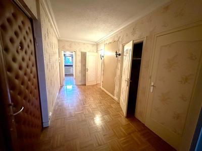 Appartement - 92 m² - 4 pièces