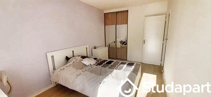 Chambre - 9 m² - 1 pièce