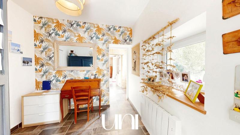 Maison - 352 m² - 8 pièces