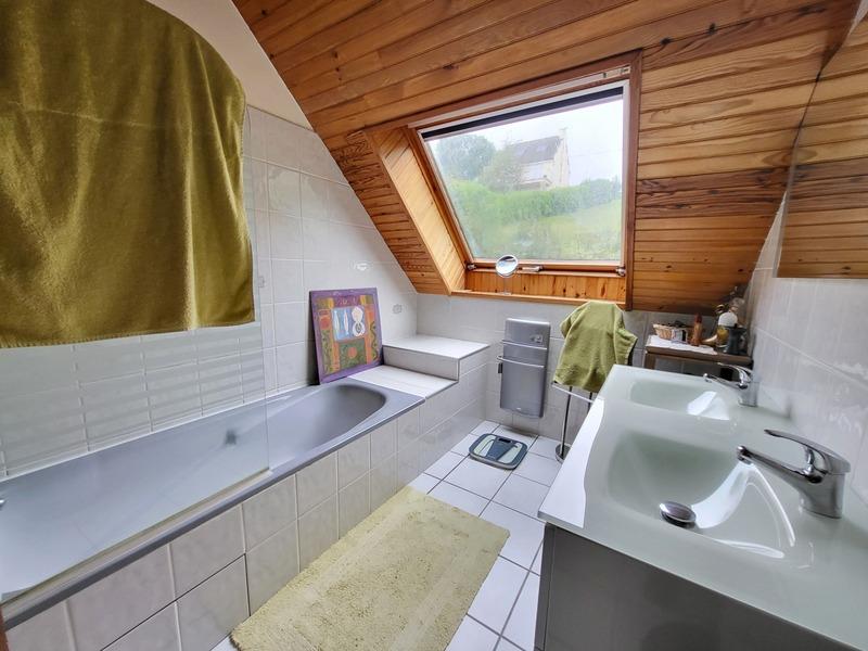 Maison - 131 m² - 8 pièces