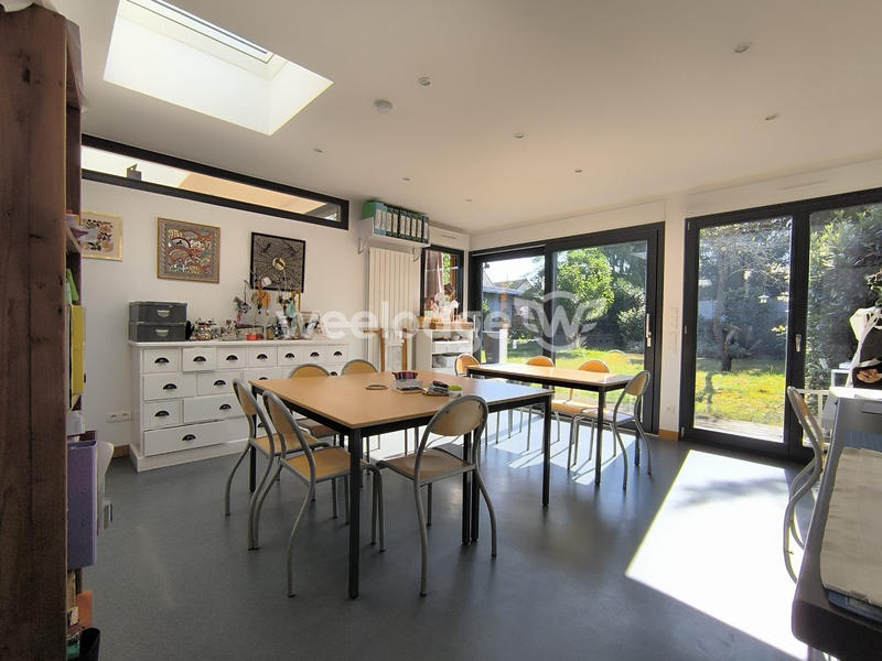 Maison contemporaine - 180 m² - 7 pièces