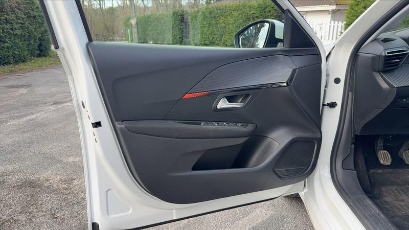 Peugeot 208 II 1.5 BlueHDi 100 Active Business - Entretien constructeur