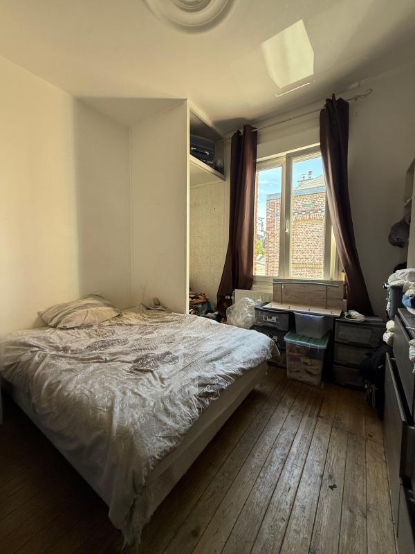 Maison - 250 m² - 7 pièces