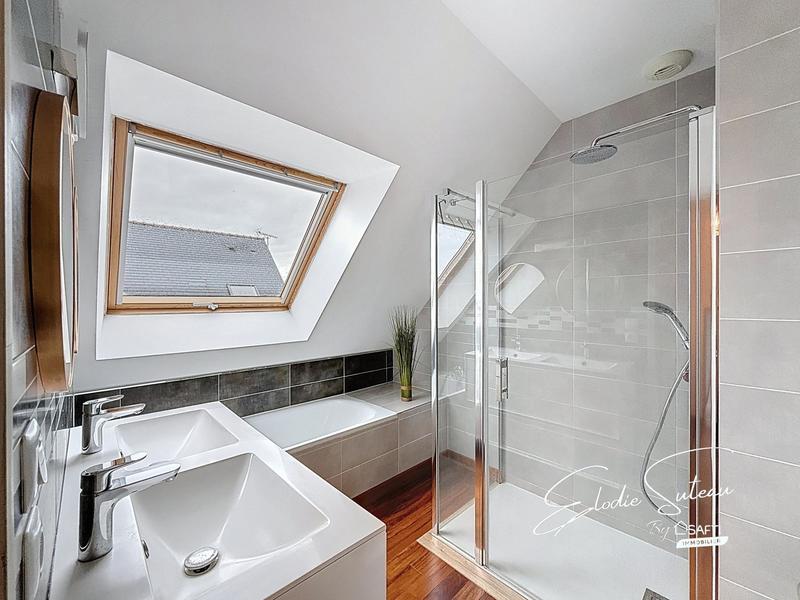 Maison - 91 m² - 5 pièces