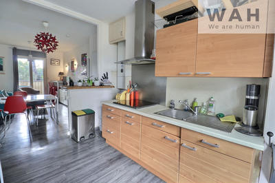 Appartement - 94 m² - 5 pièces