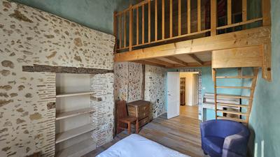 Maison - 180 m² - 5 pièces