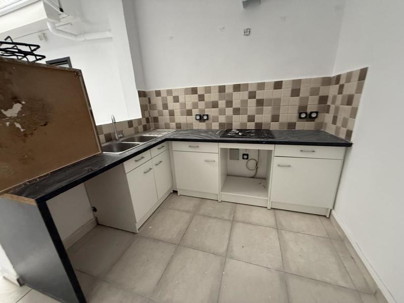 Appartement - 200 m² - 6 pièces