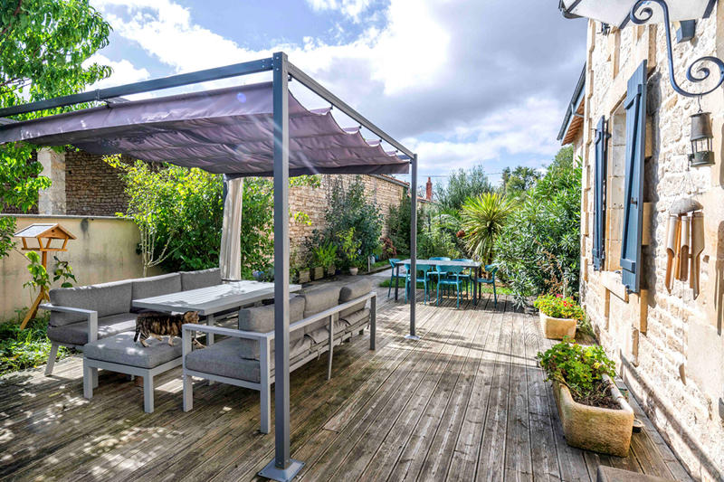 Maison - 161 m² - 6 pièces