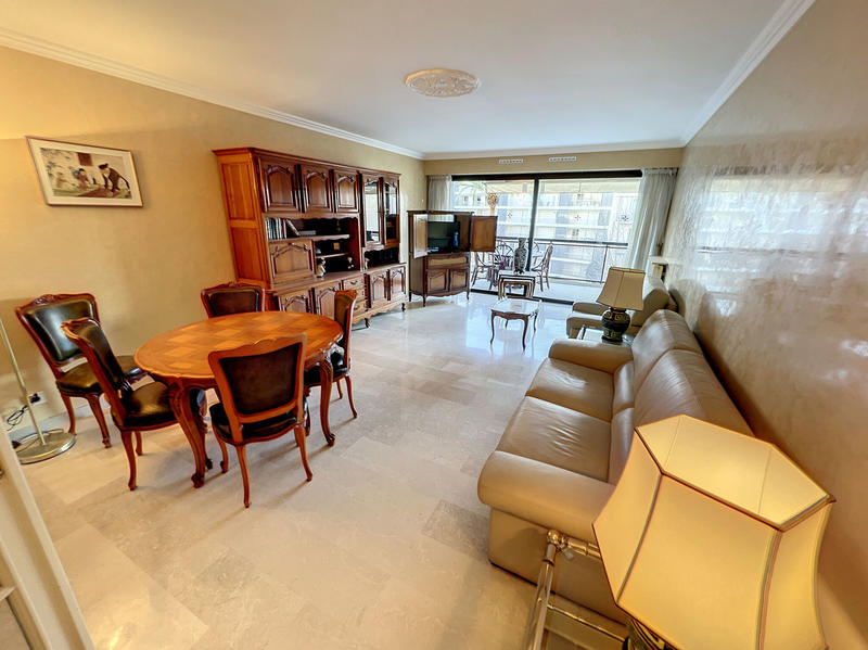 Appartement - 86 m² - 3 pièces