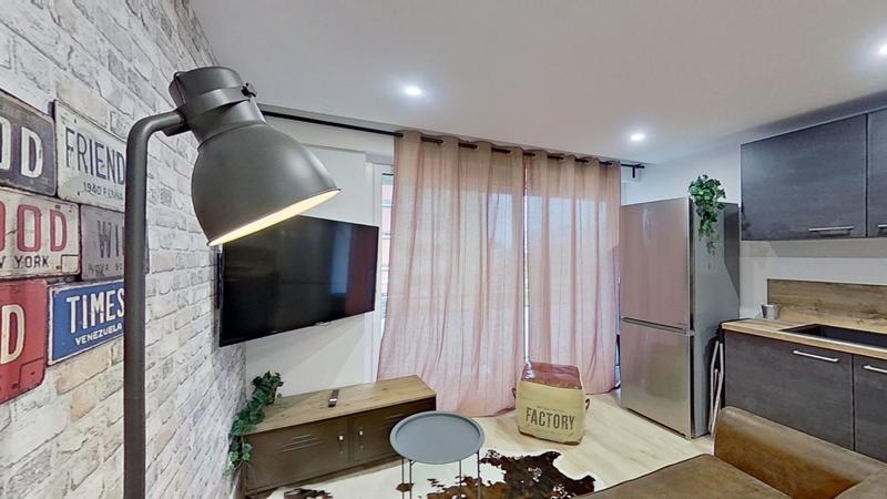 Appartement - 88 m² - 6 pièces