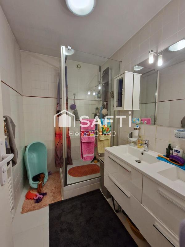 Maison - 95 m² - 5 pièces