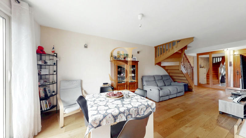 Maison - 78 m² - 4 pièces