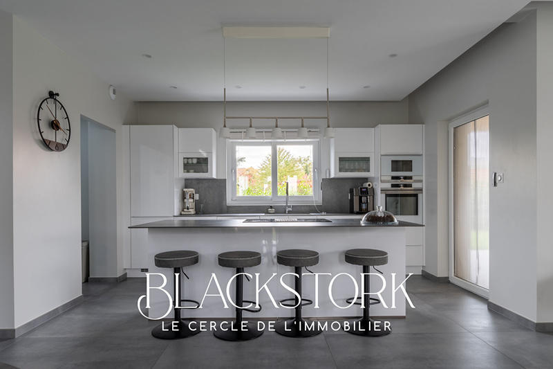 Maison - 150 m² - 6 pièces