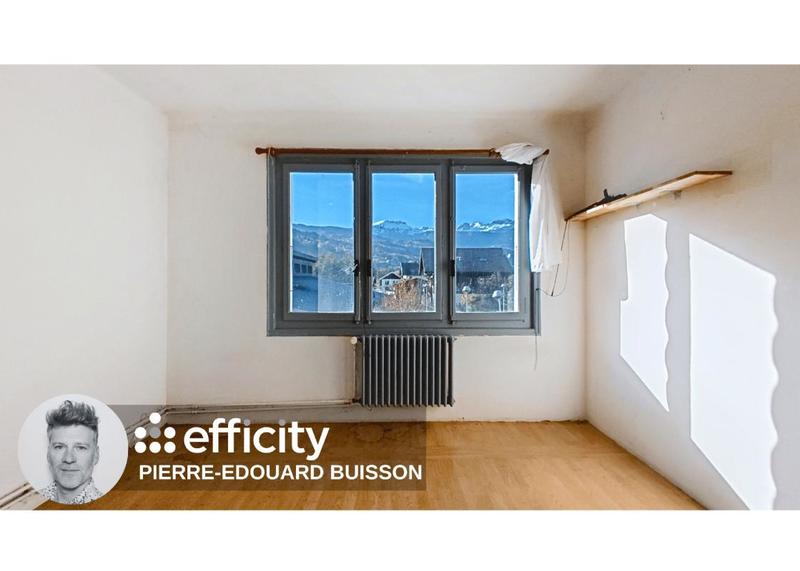 Appartement - 105 m² - 5 pièces