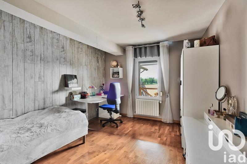 Maison - 262 m² - 10 pièces