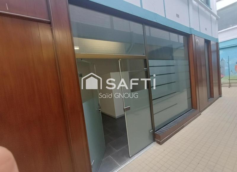 Local commercial - 33 m² - 2 pièces