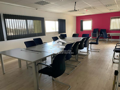 Bureau - 750 m²