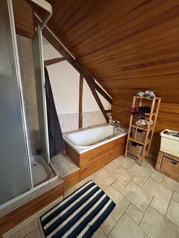 Fonds de commerce - Hôtellerie / Restauration - 200 m²