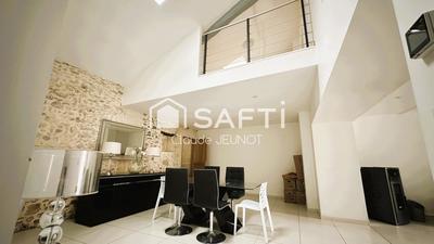 Maison - 186 m² - 6 pièces