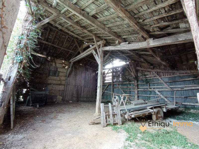 Maison - 215 m² - 7 pièces