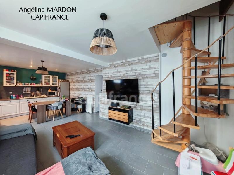 Maison de ville - 69 m² - 4 pièces