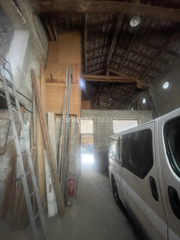 Propriété - 222 m² - 7 pièces