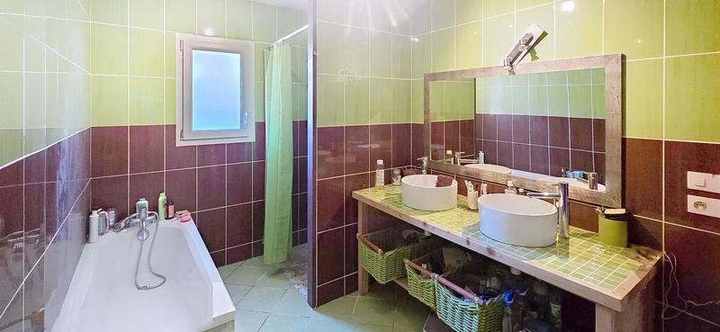 Maison - 148 m² - 5 pièces