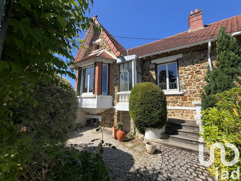 Maison - 69 m² - 5 pièces