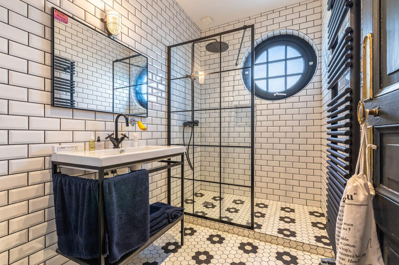 Maison - 190 m² - 6 pièces