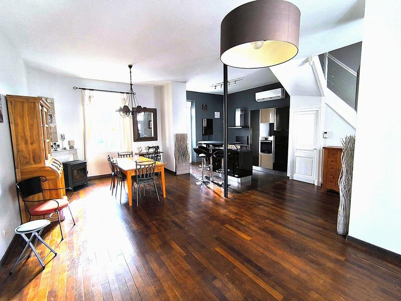 Maison - 137 m² - 5 pièces