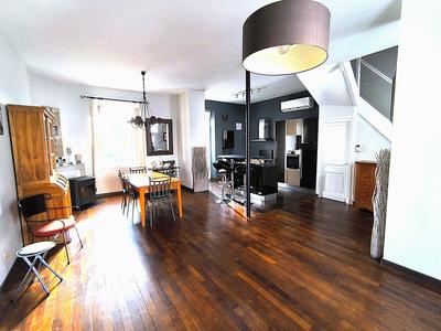 Maison - 137 m² - 5 pièces