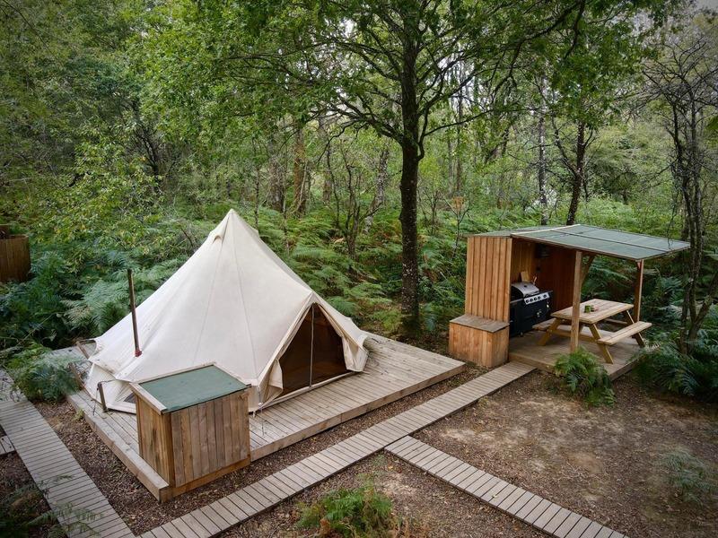 Propriété - 235 m² - 1 pièce