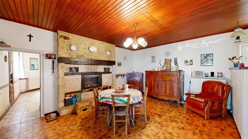 Maison - 196 m² - 8 pièces