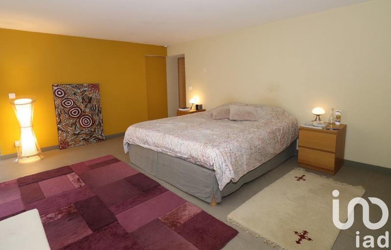 Maison - 200 m² - 6 pièces