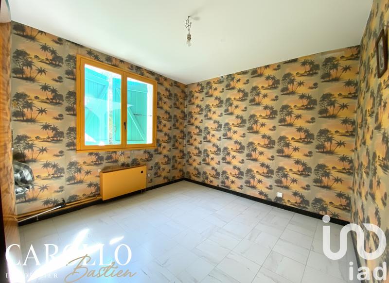 Maison - 93 m² - 5 pièces