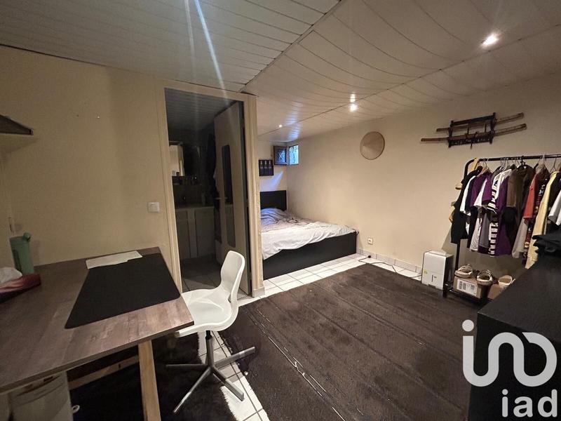 Maison - 180 m² - 8 pièces