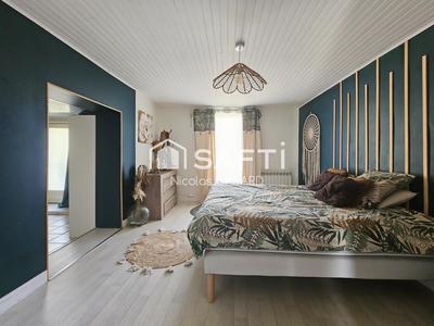 Maison - 168 m² - 6 pièces