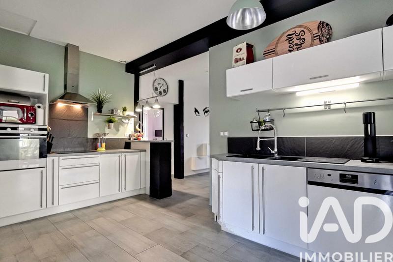 Maison - 104 m² - 4 pièces