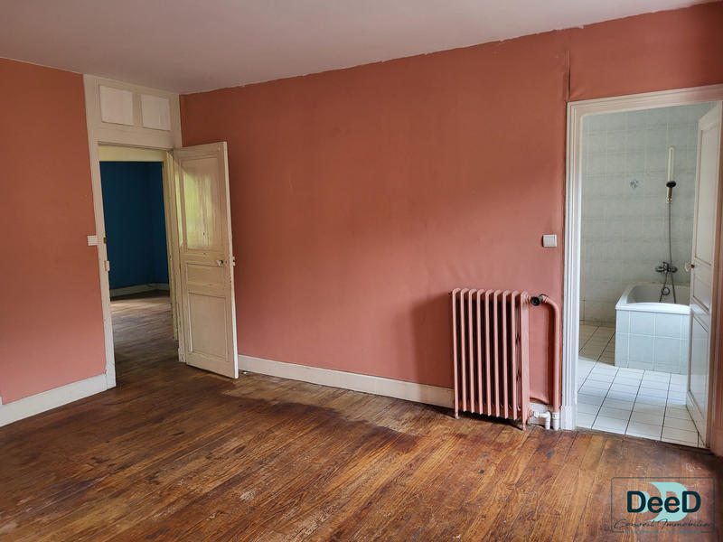 Maison - 205 m² - 7 pièces